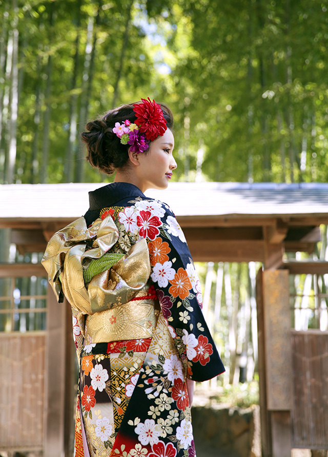 さいたま市大宮のフォトスタジオラヴューは竹林での撮影が日本的と人気