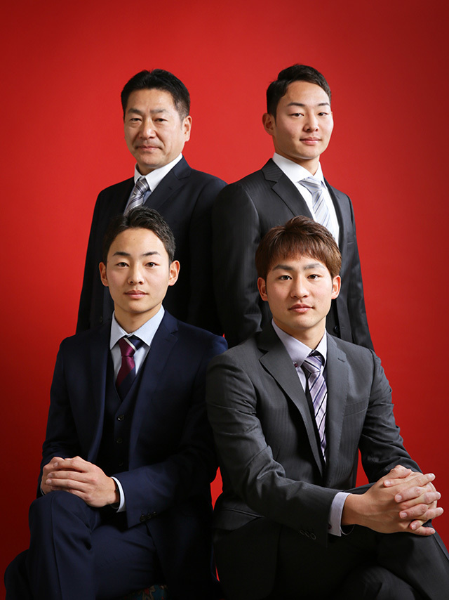 さいたま市大宮のフォトスタジオラヴューは男性成人式のスーツ撮影も得意です