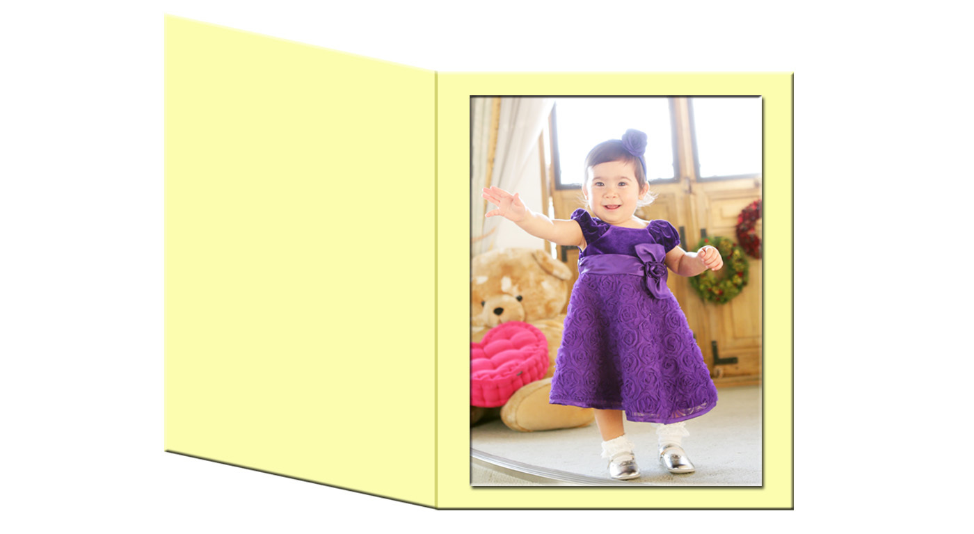 さいたま市大宮、豊島区池袋の写真館、フォトスタジオラヴューのお誕生日写真「お誕生日セット」の内容その２「６切り写真１枚」
